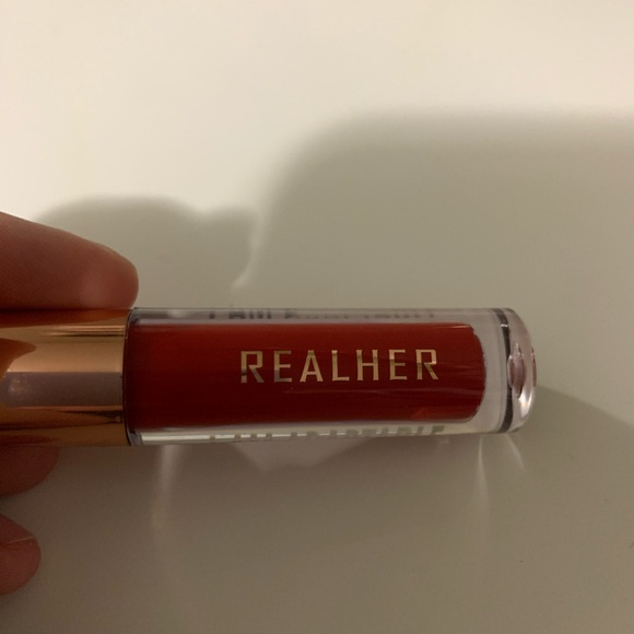 Lipgloss - Picture 1 of 5